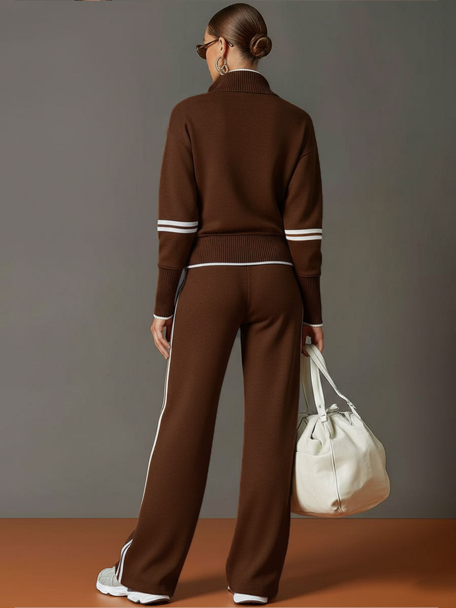 Conjunto de dos piezas marrón visto de espaldas: jersey con media cremallera y pantalón ancho