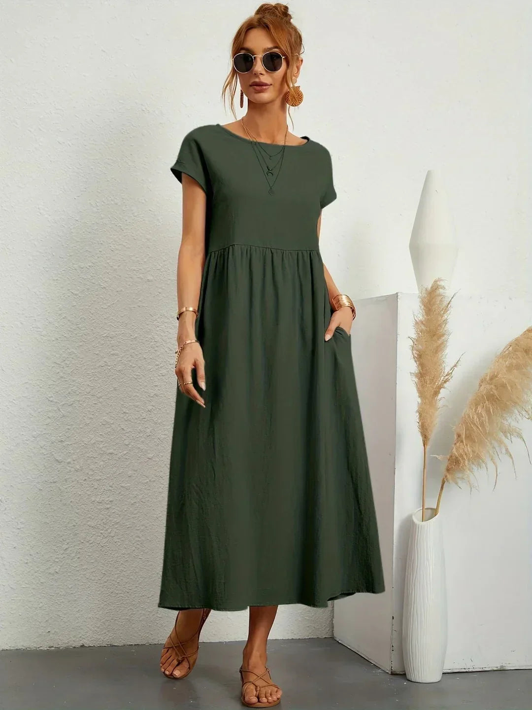 Vestido midi fluido verde militar con manga tipo globo y cintura fruncida