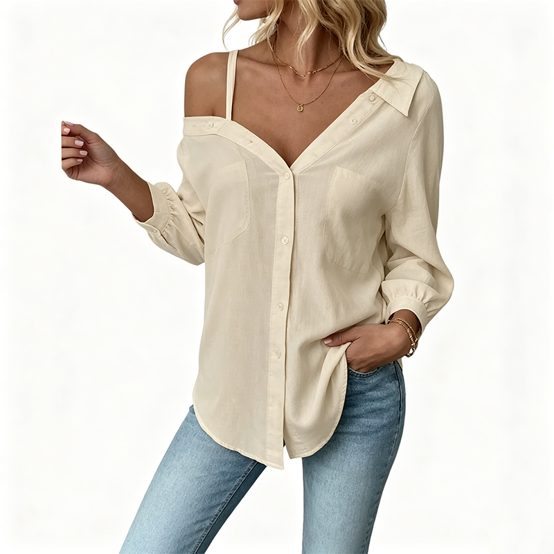 Camisa informal beige con hombros al aire, botones frontales y manga abullonada.